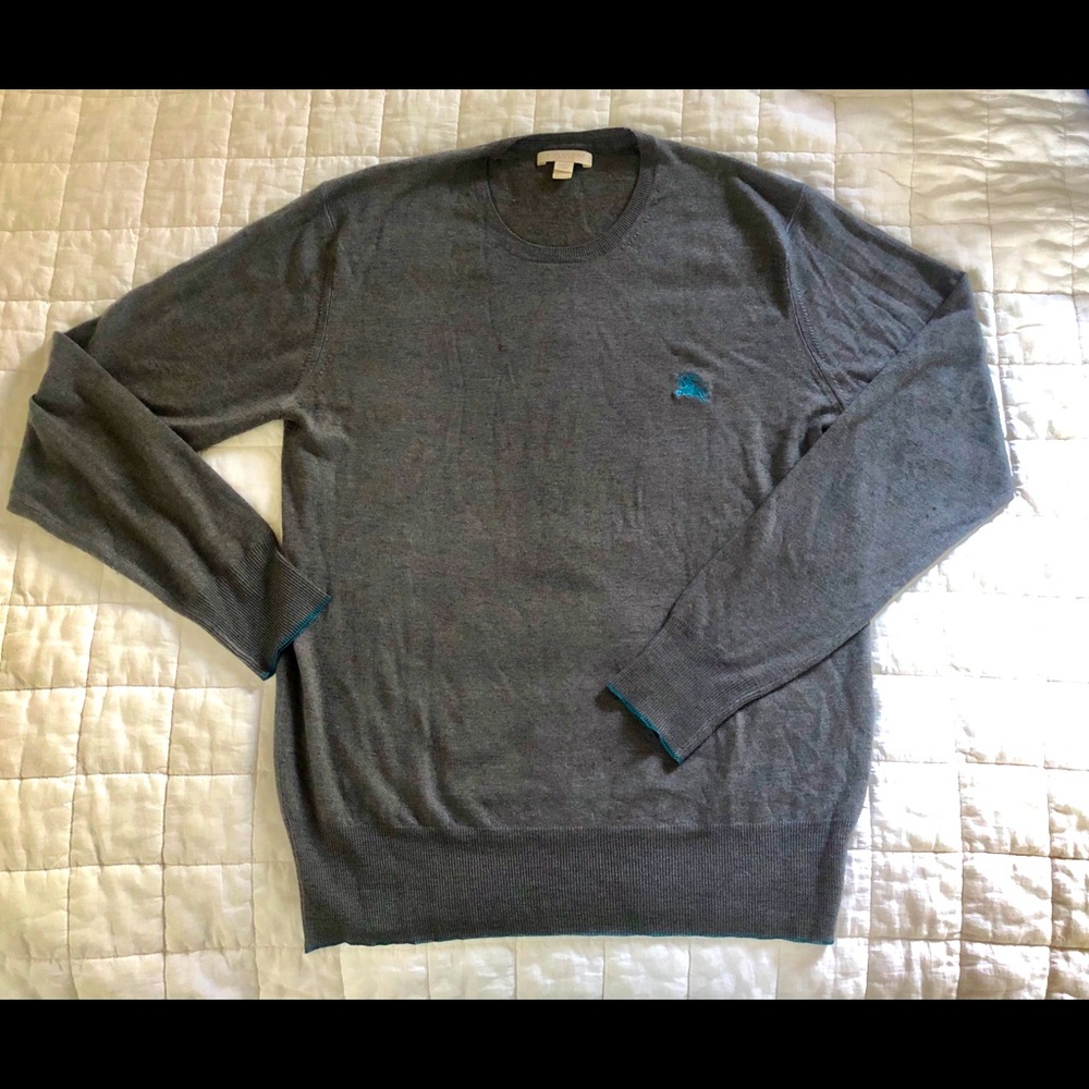Men’s Burberry 100% Merino Wool gray sweater.